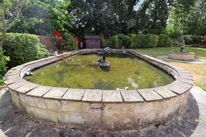 PERRY LANE- click for photo gallery